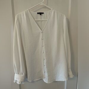 ADRIANNA PAPELL Pleated Blouse V Neck Embroiderd Hem Button Front M